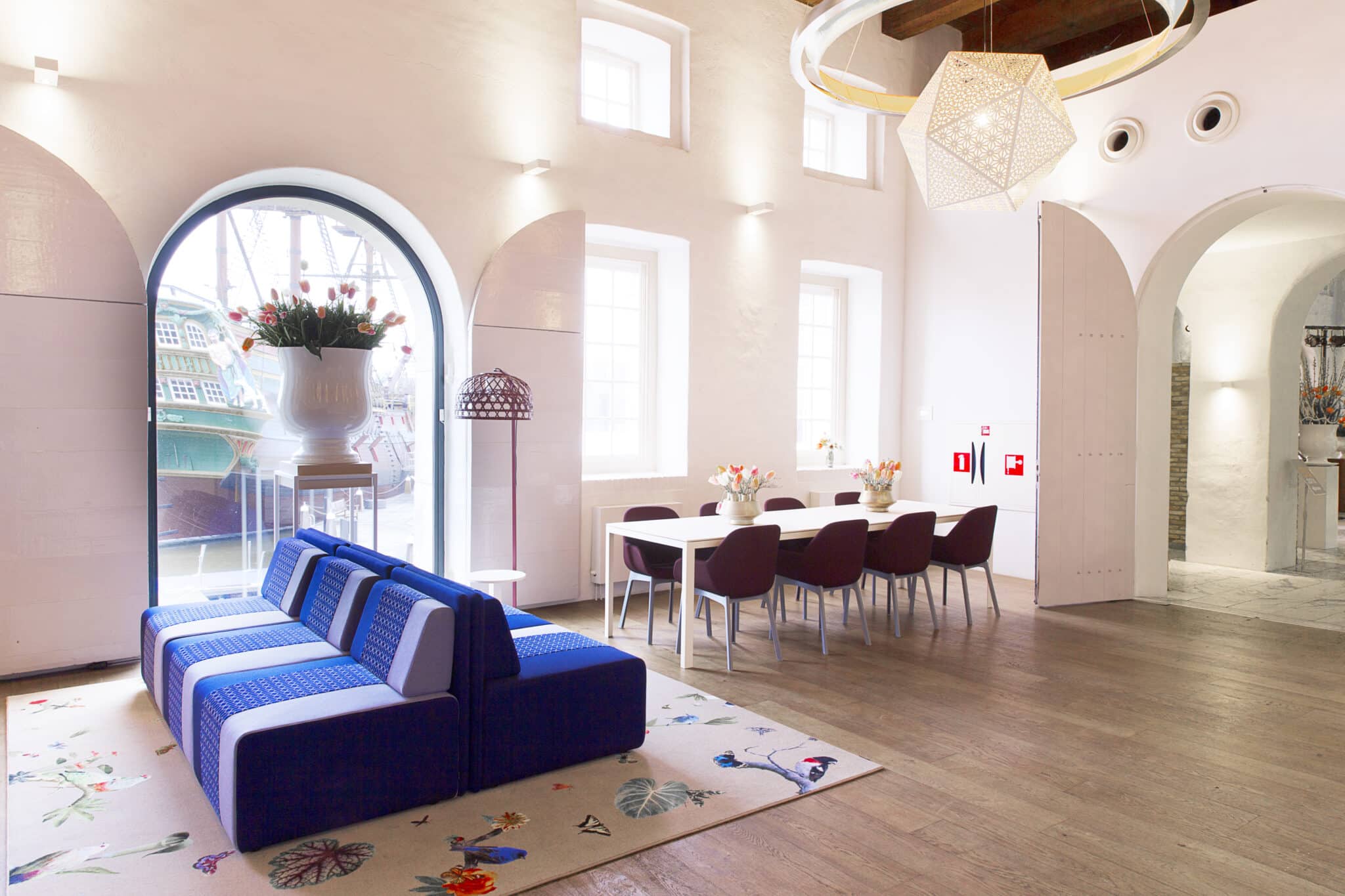 RONTONTON (EDWARD VAN VLIET) Quasar Holland